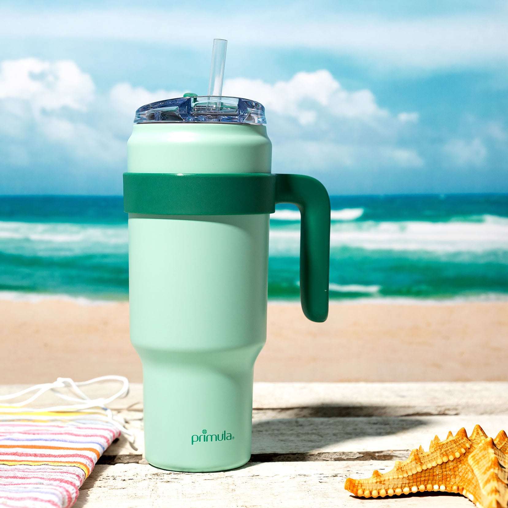 40 oz tumblers - blue snap lid closed